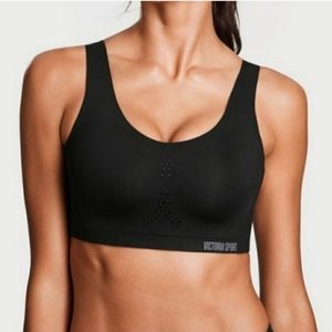 NWT Victoria Secret Angel Max  Sport Bra